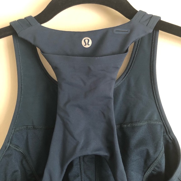 Lululemon final lap tank - Picture 3 of 4